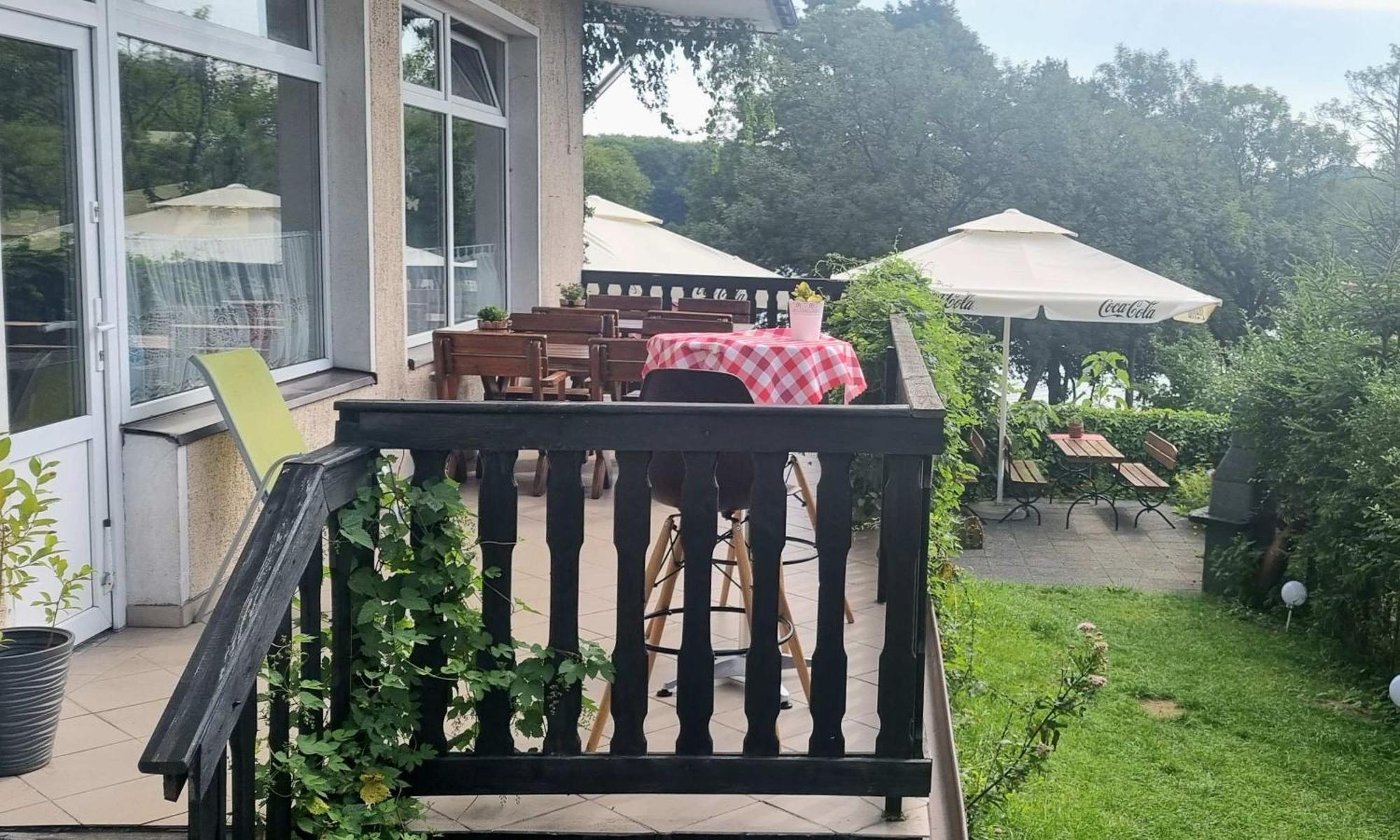 Gosciniec Skolimowka Restauracja I Pokoje Ze Sniadaniem Na Kaszubach Chmielno Eksteriør bilde